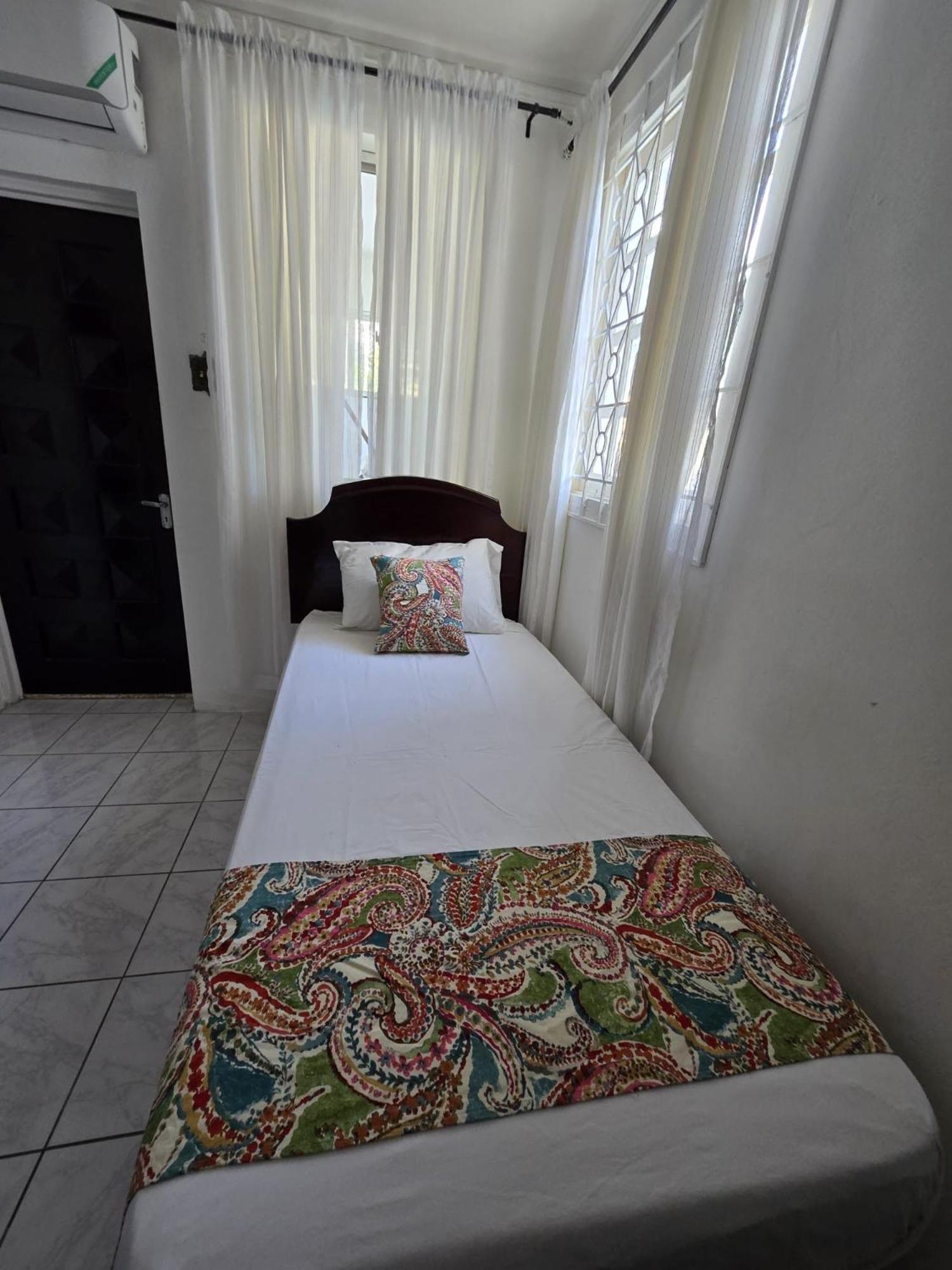 Paradise Palms Jamaica Vacation Rental Montego Bay Esterno foto