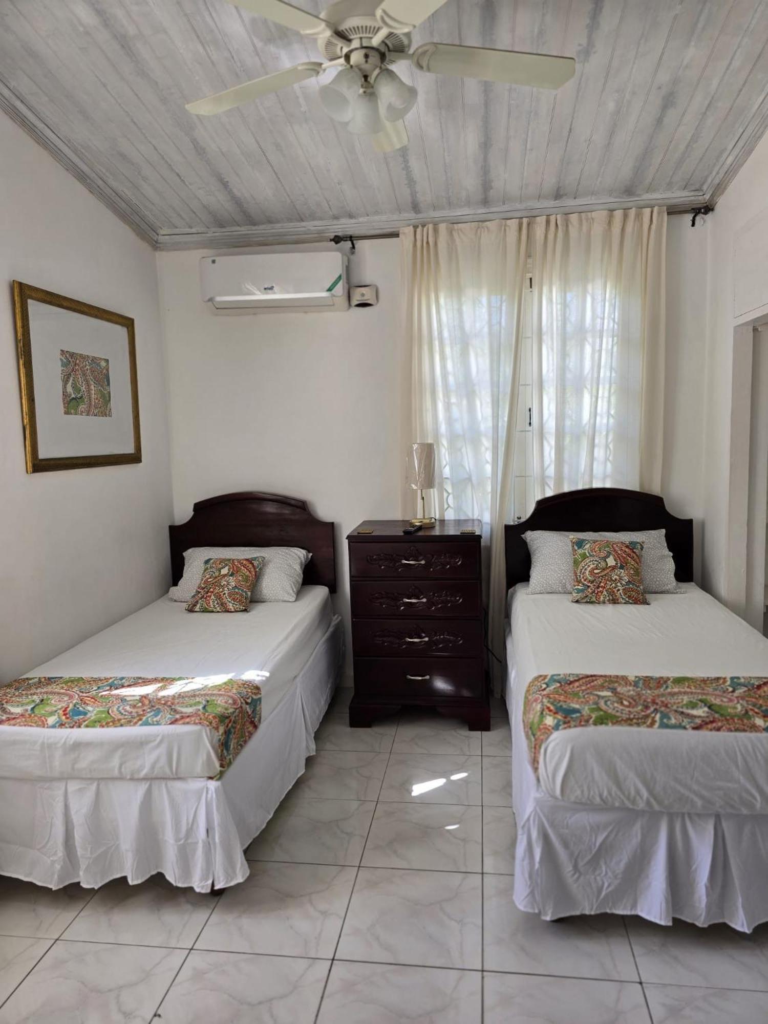 Paradise Palms Jamaica Vacation Rental Montego Bay Esterno foto